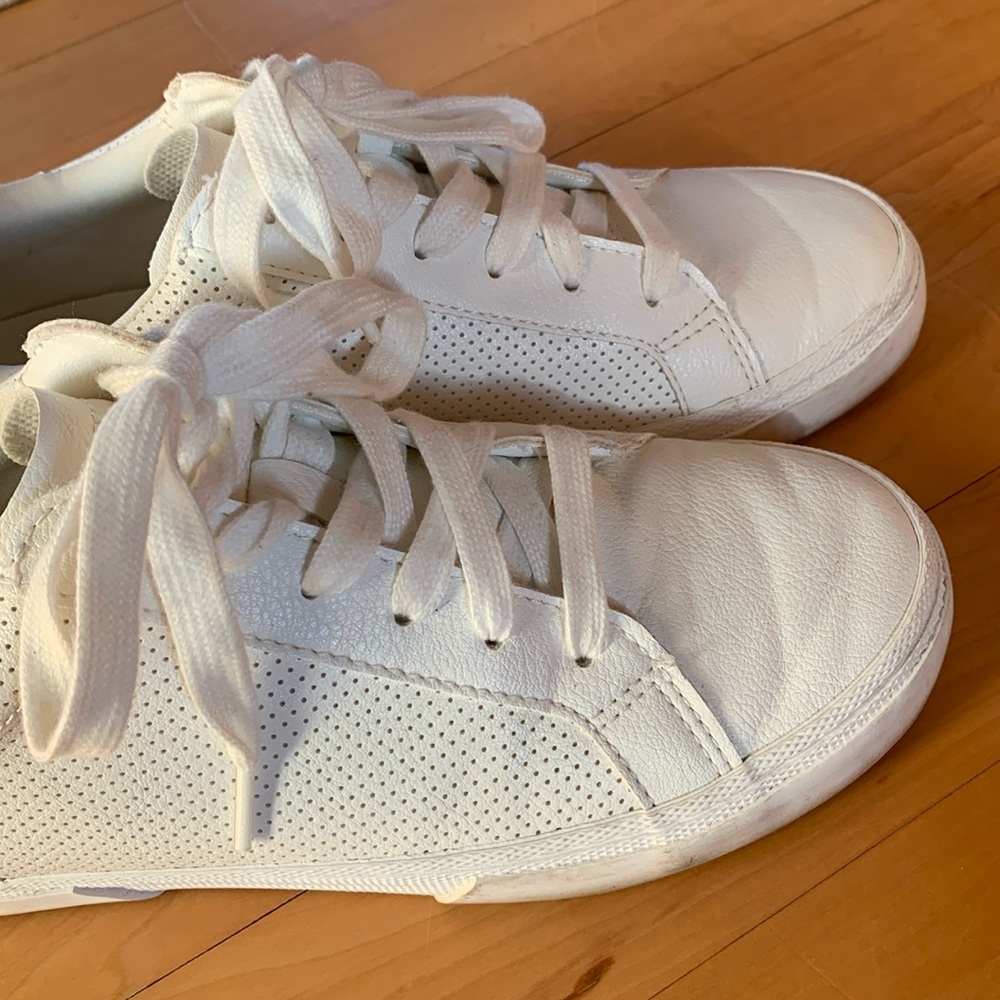White sneakers - Picture 3 of 3